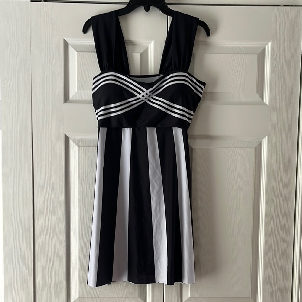 Casual Black and White Striped Dress